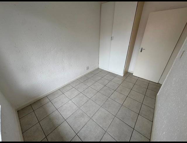 2 BEDROOM TOWNHOUSE FOR SALE IN GLEN MARAIS